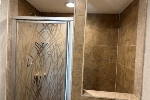 Copropriété à louer à Sarasota, Floride: 2 chambres, 90.58 m2 № 2091949 - photo 14