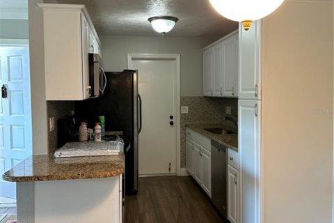 Copropriété à louer à Sarasota, Floride: 2 chambres, 90.58 m2 № 2091949 - photo 8