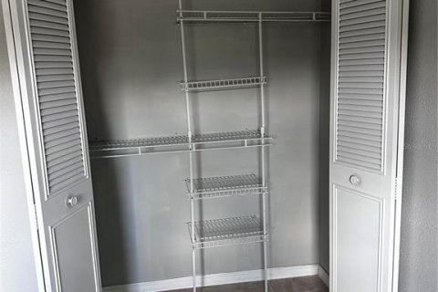 Copropriété à louer à Sarasota, Floride: 2 chambres, 90.58 m2 № 2091949 - photo 17