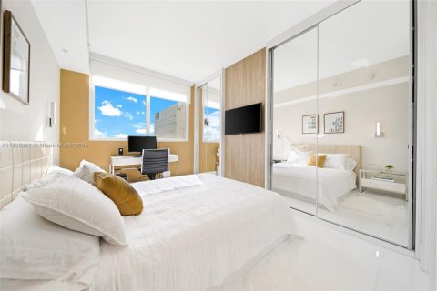 Copropriété à louer à Miami, Floride: 2 chambres, 98.29 m2 № 1967071 - photo 18