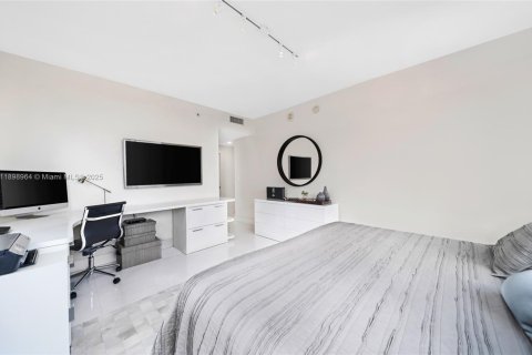 Copropriété à louer à Miami, Floride: 2 chambres, 98.29 m2 № 1967071 - photo 30