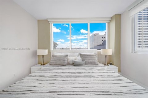 Copropriété à louer à Miami, Floride: 2 chambres, 98.29 m2 № 1967071 - photo 29