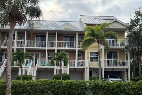 Touwnhouse à Ruskin, Floride 2 chambres, 110 m2 № 2422797