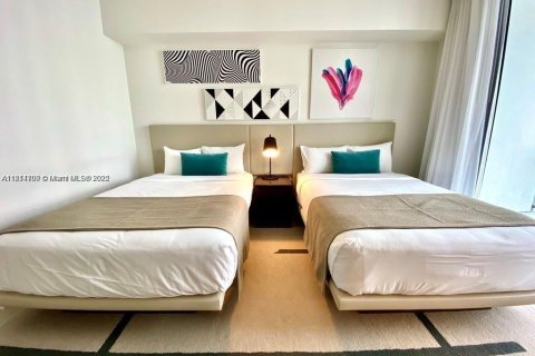 Condo in Hollywood, Florida, 2 bedrooms  № 1766338 - photo 24