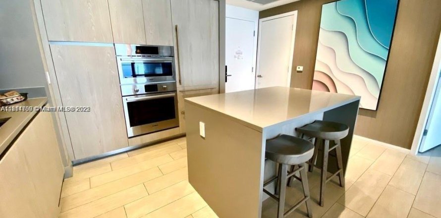 Condo in Hollywood, Florida, 2 bedrooms № 1766338