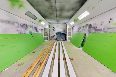 Propiedad comercial en venta en Homestead, Florida № 1939783 - foto 24