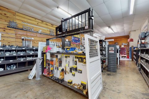 Propiedad comercial en venta en Homestead, Florida № 1939783 - foto 18