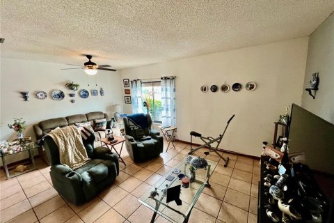 Casa en venta en Land O' Lakes, Florida, 3 dormitorios, 203.64 m2 № 1907296 - foto 29