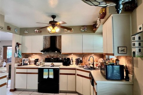Casa en venta en Land O' Lakes, Florida, 3 dormitorios, 203.64 m2 № 1907296 - foto 16