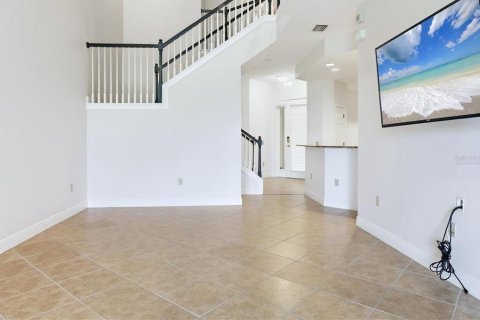 Townhouse in Lakewood Ranch, Florida 4 bedrooms, 253.9 sq.m. № 2238715 - photo 9
