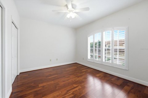 Townhouse in Lakewood Ranch, Florida 4 bedrooms, 253.9 sq.m. № 2238715 - photo 21