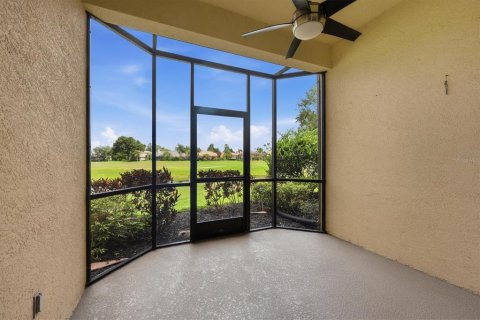 Townhouse in Lakewood Ranch, Florida 4 bedrooms, 253.9 sq.m. № 2238715 - photo 29