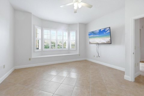 Townhouse in Lakewood Ranch, Florida 4 bedrooms, 253.9 sq.m. № 2238715 - photo 14