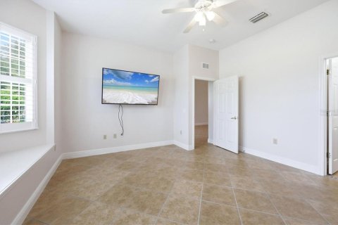 Townhouse in Lakewood Ranch, Florida 4 bedrooms, 253.9 sq.m. № 2238715 - photo 15