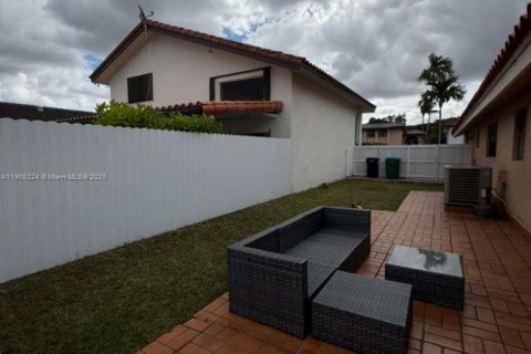 Снять в аренду виллу или дом в Майами, Флорида 4 спальни, 147.44м2, № 1964300 - фото 16