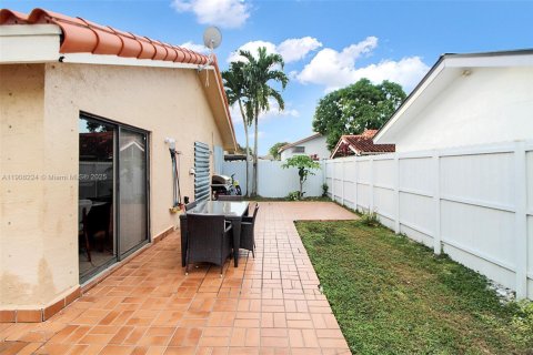 Снять в аренду виллу или дом в Майами, Флорида 4 спальни, 147.44м2, № 1964300 - фото 26