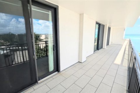 Copropriété à louer à Sarasota, Floride: 2 chambres, 133.31 m2 № 2098317 - photo 13