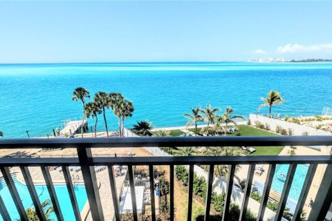 Copropriété à louer à Sarasota, Floride: 2 chambres, 133.31 m2 № 2098317 - photo 19