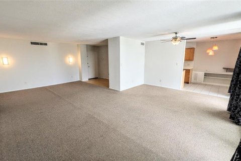 Copropriété à louer à Sarasota, Floride: 2 chambres, 133.31 m2 № 2098317 - photo 4