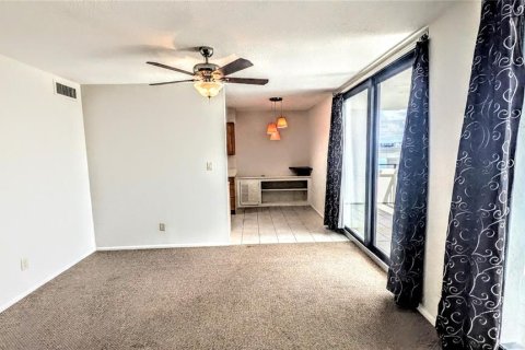 Copropriété à louer à Sarasota, Floride: 2 chambres, 133.31 m2 № 2098317 - photo 6