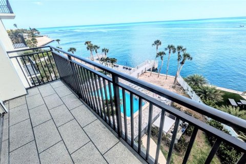 Copropriété à louer à Sarasota, Floride: 2 chambres, 133.31 m2 № 2098317 - photo 14