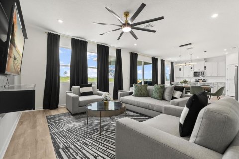 House in Kissimmee, Florida 5 bedrooms, 239.69 sq.m. № 1876210 - photo 4