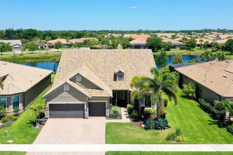 Villa ou maison à Sarasota, Floride 4 chambres, 344.11 m2 № 2100154