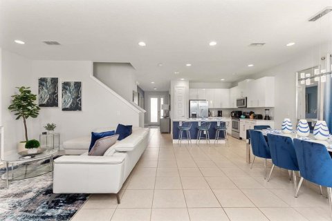 Villa ou maison à vendre à Kissimmee, Floride: 8 chambres, 335.56 m2 № 2099555 - photo 10