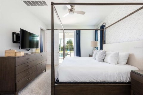 Villa ou maison à vendre à Kissimmee, Floride: 8 chambres, 335.56 m2 № 2099555 - photo 12