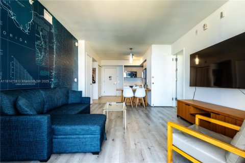 Copropriété à vendre à Hallandale Beach, Floride: 2 chambres, 96.34 m2 № 2090275 - photo 12