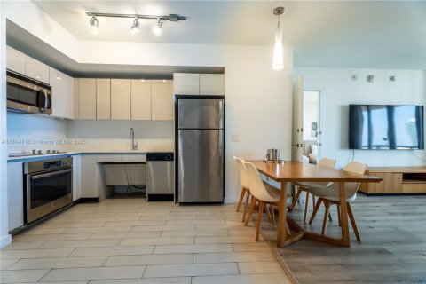 Copropriété à vendre à Hallandale Beach, Floride: 2 chambres, 96.34 m2 № 2090275 - photo 25