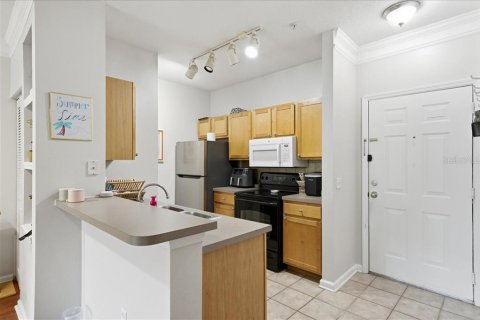 Condominio en venta en Tampa, Florida, 1 dormitorio, 77.29 m2 № 2101422 - foto 7