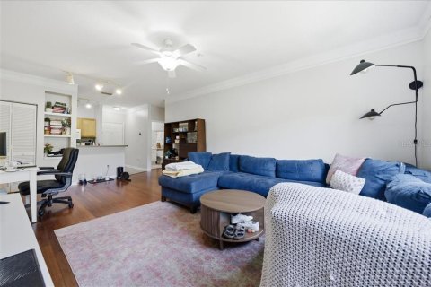 Condominio en venta en Tampa, Florida, 1 dormitorio, 77.29 m2 № 2101422 - foto 11