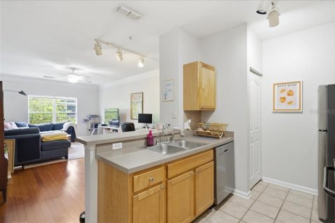 Condominio en venta en Tampa, Florida, 1 dormitorio, 77.29 m2 № 2101422 - foto 4