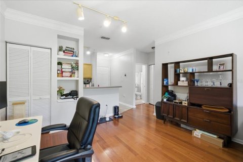 Condominio en venta en Tampa, Florida, 1 dormitorio, 77.29 m2 № 2101422 - foto 12