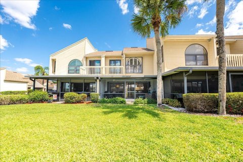 Townhouse in Port St. Lucie, Florida 3 bedrooms, 159.14 sq.m. № 2078308 - photo 30