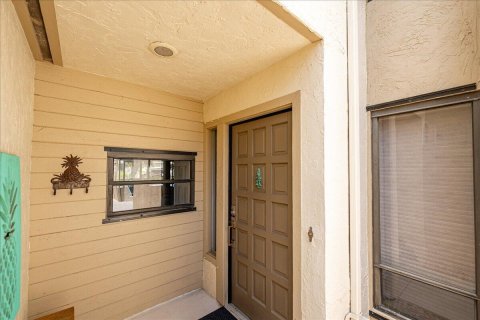 Townhouse in Port St. Lucie, Florida 3 bedrooms, 159.14 sq.m. № 2078308 - photo 9