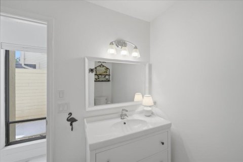 Townhouse in Port St. Lucie, Florida 3 bedrooms, 159.14 sq.m. № 2078308 - photo 24