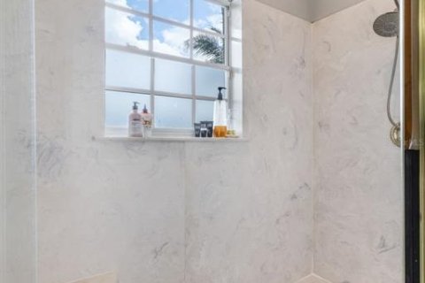 Купить виллу или дом в Уиндермир, Флорида 12 комнат, 323.95м2, № 2203959 - фото 25
