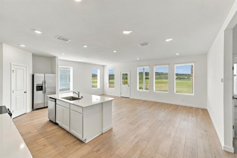 House in Minneola, Florida 5 bedrooms, 296.82 sq.m. № 2394246 - photo 6