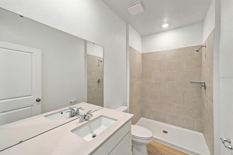House in Minneola, Florida 5 bedrooms, 296.82 sq.m. № 2394246 - photo 24