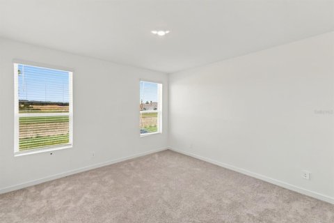 House in Minneola, Florida 5 bedrooms, 296.82 sq.m. № 2394246 - photo 22