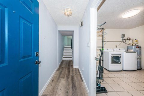 Condo in Pinellas Park, Florida, 2 bedrooms  № 1789541 - photo 6