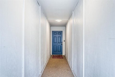 Condo in Pinellas Park, Florida, 2 bedrooms  № 1789541 - photo 4
