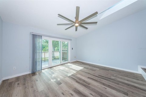 Condo in Pinellas Park, Florida, 2 bedrooms  № 1789541 - photo 20