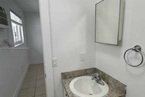 Appartement à louer à Miami, Floride: 1 chambre, 48.31 m2 № 1949346 - photo 6