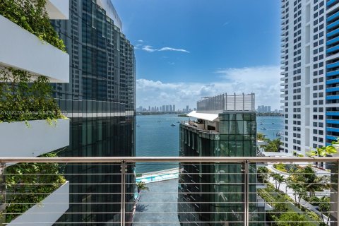 Condominio en venta en Miami Beach, Florida, 3 dormitorios, 231.88 m2 № 1934583 - foto 4