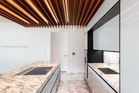 Condominio en venta en Miami Beach, Florida, 3 dormitorios, 231.88 m2 № 1934583 - foto 8