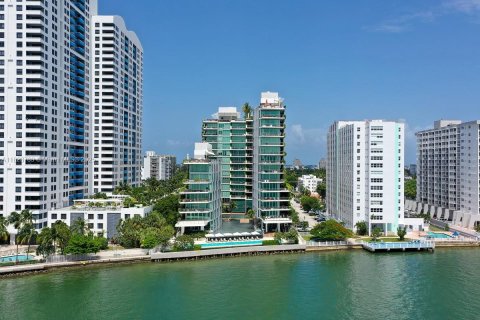Condominio en venta en Miami Beach, Florida, 3 dormitorios, 231.88 m2 № 1934583 - foto 23