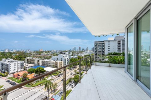 Condominio en venta en Miami Beach, Florida, 3 dormitorios, 231.88 m2 № 1934583 - foto 18